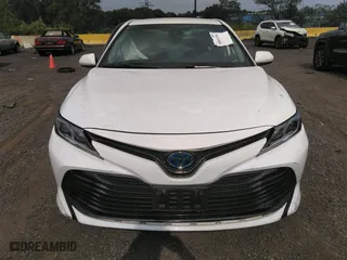 2020 Toyota Camry Hybrid LE with VIN 4T1C31AK2LU518579, listed as a IAAI auction lot 39981154 with 115,005 mi miles. Bid and sale history available at carsss.com. Image 13.