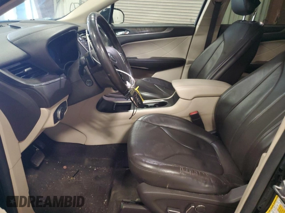 2017 Lincoln MKC Reserve with VIN 5LMTJ3DH5HUL22366, listed as a Copart auction lot 47961325 with 120,200 mi miles and Clean title. Bid and sale history available at DreamBid. Image 7.
