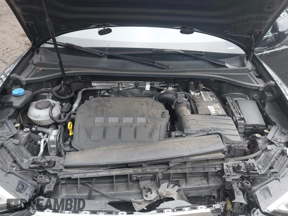 2021 Audi Q3 Premium with VIN WA1AUCF34M1148531, listed as a IAAI auction lot 41815286 with 31,934 mi miles and . Bid and sale history available at DreamBid. Image 10.