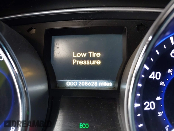2014 Hyundai Sonata Limited with VIN 5NPEC4AB9EH897799, listed as a IAAI auction lot 40771774 with 221,000 mi miles and . Bid and sale history available at DreamBid. Image 14.