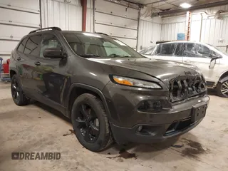 2018 Jeep Cherokee Limited with VIN 1C4PJMDX0JD617273, listed as a IAAI auction lot 41371684 with 91,821 mi miles. Bid and sale history available at carsss.com. Image 1.