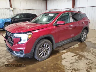 2024 GMC Terrain SLT z VIN 3GKALVEG8RL256700, wystawiony jako Copart lot #58557105 z przebiegiem 11 982 mil mil oraz Szkoda całkowita • Salvage title. Historia ofert i sprzedaży dostępna na DreamBid. Obrazek 1.