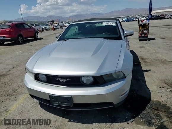 2012 Ford Mustang GT z VIN 1ZVBP8FF6C5268005, wystawiony jako Copart lot #59921495 z przebiegiem Nie podano mil oraz Szkoda całkowita • Salvage title. Historia ofert i sprzedaży dostępna na DreamBid. Obrazek 13.