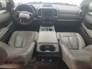 2018 Ford Expedition XLT z VIN 1FMJU1HT0JEA63693, wystawiony jako Copart lot #45327895 z przebiegiem 111 548 mil mil oraz Szkoda całkowita • Salvage title. Historia ofert i sprzedaży dostępna na DreamBid. Obrazek 8.