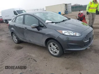 2019 Ford Fiesta SE with VIN 3FADP4BJXKM104902, listed as a IAAI auction lot 41814285 with 77,434 mi miles. Bid and sale history available at carsss.com. Image 1.