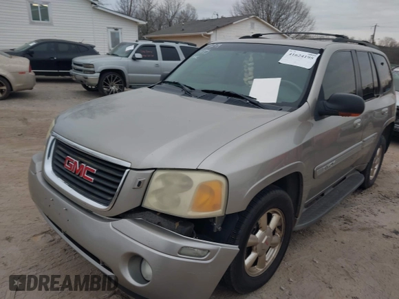 2002 GMC Envoy SLT with VIN 1GKDT13S522420800, listed as a IAAI auction lot 41624195 with 255,745 mi miles. Bid and sale history available at carsss.com. Image 2.