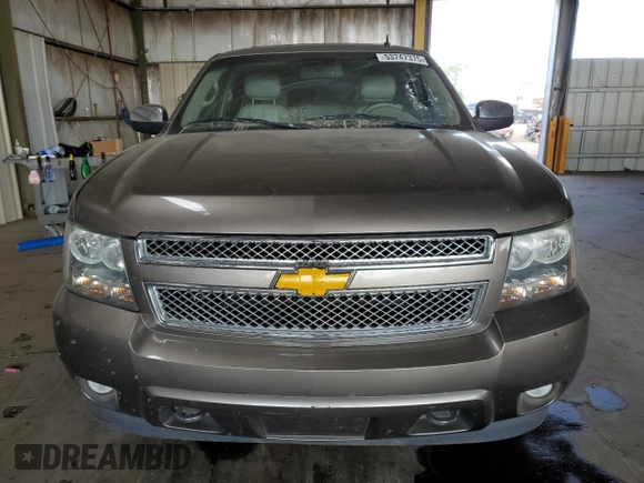 2014 Chevrolet Tahoe LT with VIN 1GNSCBE06ER245772, listed as a Copart auction lot 53747375 with 221,139 mi miles and Salvage title. Bid and sale history available at DreamBid. Image 5.