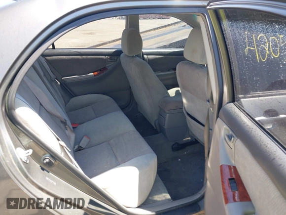 2007 Toyota Corolla CE with VIN 2T1BR32E27C776476, listed as a IAAI auction lot 42050288 with 185,076 mi miles and . Bid and sale history available at DreamBid. Image 8.