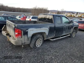 2010 Chevrolet Silverado 1500 LS with VIN 1GCSKREAXAZ161977, listed as a Copart auction lot 43327995 with Not Provided miles and Salvage Title. Bid and sale history available at DreamBid. Image 3.