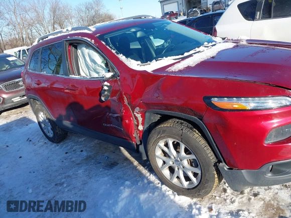 2016 Jeep Cherokee Altitude z VIN 1C4PJMCB4GW267634, wystawiony jako IAAI lot #41320557 z przebiegiem 74 731 mil mil oraz . Historia ofert i sprzedaży dostępna na DreamBid. Obrazek 13.