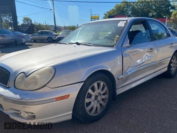 2004 Hyundai Sonata GLS with VIN KMHWF35H74A973171, listed as a Copart auction lot 77613394 with 151,973 mi miles and Clean Title. Bid and sale history available at carsss.com. Image 2.