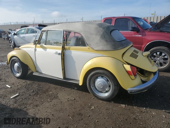 1971 Volkswagen Beetle with VIN 1512437629, listed as a Copart auction lot 42044394 with 4,786 mi miles and Salvage Title. Bid and sale history available at DreamBid. Image 2.