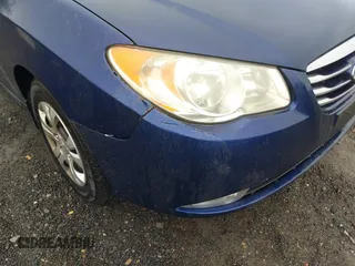 2010 Hyundai Elantra GLS z VIN KMHDU4AD8AU184849, wystawiony jako IAAI lot #42245110 z przebiegiem 173 960 mil mil oraz . Historia ofert i sprzedaży dostępna na DreamBid. Obrazek 6.