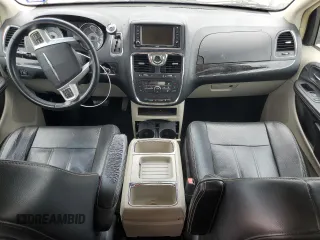 2014 Chrysler Town & Country Touring with VIN 2C4RC1BGXER293739, listed as a Copart auction lot 55531885 with 209,867 mi miles and Clean Title. Bid and sale history available at carsss.com. Image 8.