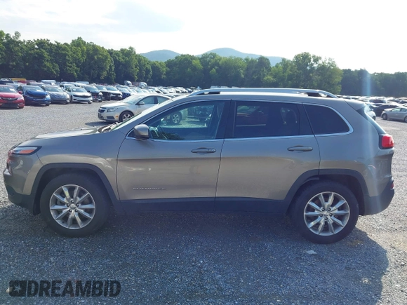 2017 Jeep Cherokee Limited with VIN 1C4PJMDS2HW571349, listed as a IAAI auction lot 42648368 with 151,029 mi miles and . Bid and sale history available at DreamBid. Image 14.