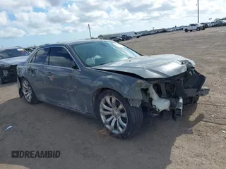 2019 Chrysler 300 Touring with VIN 2C3CCAAG0KH651296, listed as a IAAI auction lot 41177923 with 89,619 mi miles. Bid and sale history available at carsss.com. Image 14.