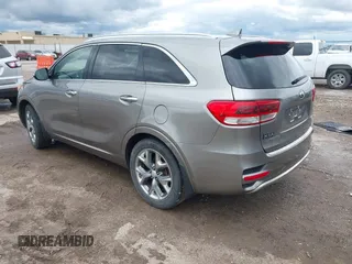 2017 Kia Sorento SXL z VIN 5XYPK4A59HG253995, wystawiony jako IAAI lot #42367134 z przebiegiem 118 084 mil mil oraz . Historia ofert i sprzedaży dostępna na DreamBid. Obrazek 3.
