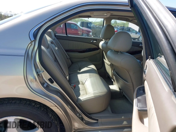 2003 Acura TL with VIN 19UUA56663A047024, listed as a IAAI auction lot 41995219 with 225,464 mi miles. Bid and sale history available at carsss.com. Image 8.