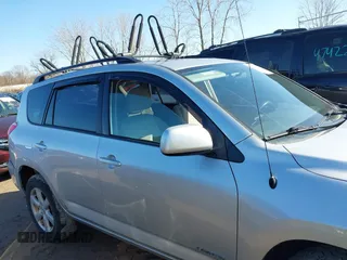2006 Toyota RAV4 Limited with VIN JTMBK31V966006318, listed as a IAAI auction lot 41759309 with 205,614 mi miles. Bid and sale history available at carsss.com. Image 13.