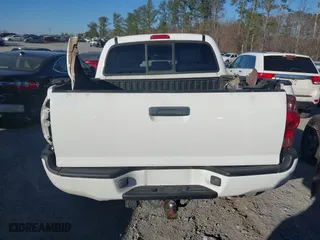 2008 Toyota Tacoma PreRunner with VIN 3TMJU62N58M062894, listed as a IAAI auction lot 41231086 with 300,671 mi miles. Bid and sale history available at carsss.com. Image 16.