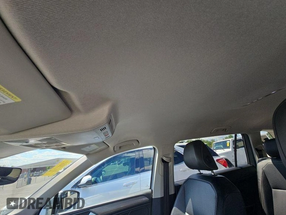 2024 Volkswagen Tiguan SE с VIN 3VV3B7AX4RM084914, выставлен на аукционе IAAI как лот 42808980 с пробегом 33 888 миль миль и . История ставок и продаж доступна на DreamBid. Изображение 15.