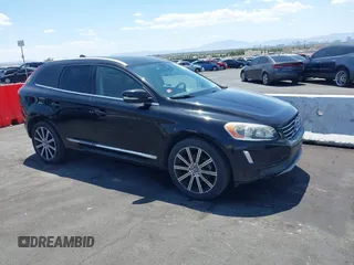 2016 Volvo XC60 T6 Drive-E z VIN YV449MDK7G2811221, wystawiony jako IAAI lot #42476363 z przebiegiem 84 644 mil mil oraz . Historia ofert i sprzedaży dostępna na DreamBid. Obrazek 1.
