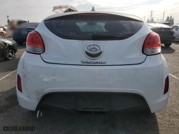 2013 Hyundai Veloster w/Gray Int with VIN KMHTC6AD4DU139521, listed as a Copart auction lot 83254954 with 172,195 mi miles and Clean Title. Bid and sale history available at carsss.com. Image 6.
