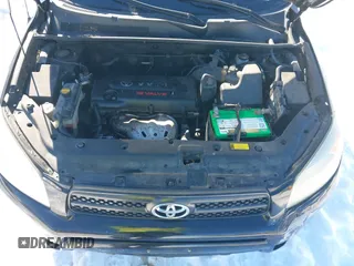 2006 Toyota RAV4 with VIN JTMZD33V065016103, listed as a IAAI auction lot 41619545 with 198,590 mi miles. Bid and sale history available at carsss.com. Image 10.
