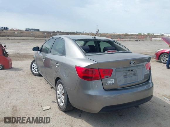 2012 Kia Forte EX with VIN KNAFU4A25C5492664, listed as a IAAI auction lot 41889921 with 163,334 mi miles and . Bid and sale history available at DreamBid. Image 3.