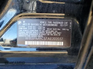 2010 BMW M3 with VIN WBSPM9C57AE202037, listed as a Copart auction lot 88361395 with 0 mi miles and Salvage Title. Bid and sale history available at carsss.com. Image 12.