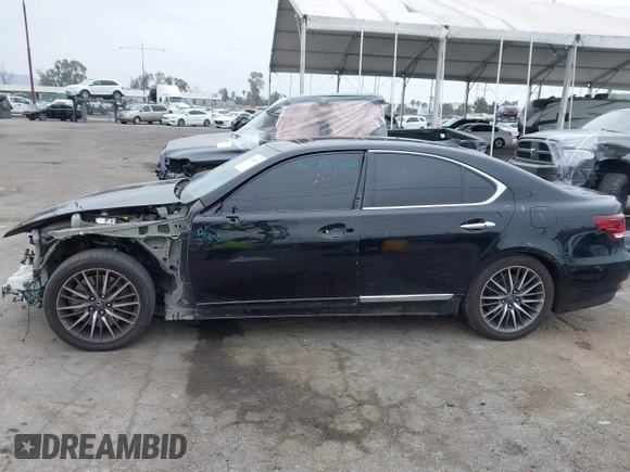 2014 Lexus LS 460 with VIN JTHBL5EF9E5126845, listed as a IAAI auction lot 41884567 with 151,796 mi miles and . Bid and sale history available at DreamBid. Image 15.