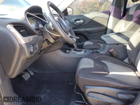 2016 Jeep Cherokee Altitude with VIN 1C4PJMAB8GW112362, listed as a Copart auction lot 82897994 with 115,625 mi miles and Salvage title. Bid and sale history available at DreamBid. Image 7.