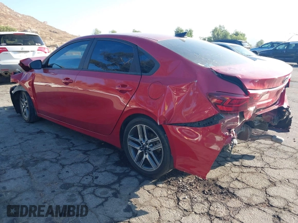 2019 Kia Forte S with VIN 3KPF34ADXKE025881, listed as a IAAI auction lot 41181529 with 190,736 mi miles and . Bid and sale history available at carsss.com. Image 3.