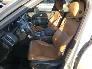2017 Land Rover Discovery HSE with VIN SALRRBBK8HA031101, listed as a Copart auction lot 44573745 with 194,005 mi miles and Salvage Title. Bid and sale history available at DreamBid. Image 7.