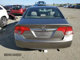 2008 Honda Civic LX with VIN JHMFA165X8S000439, listed as a Copart auction lot 42819265 with 171,916 mi miles and Non Repairable. Bid and sale history available at DreamBid. Image 6.