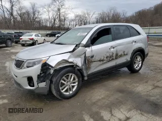 2015 Kia Sorento LX with VIN 5XYKT3A6XFG601732, listed as a Copart auction lot 49853875 with 108,466 mi miles and Salvage Title. Bid and sale history available at DreamBid. Image 1.