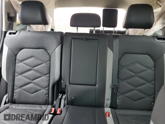 2024 Volkswagen Atlas Peak Edition SE with VIN 1V2CR2CA4RC575859, listed as a Copart auction lot 76310634 with 1,228 mi miles and Salvage title. Bid and sale history available at DreamBid. Image 10.