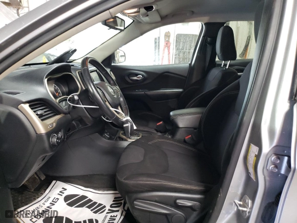 2015 Jeep Cherokee Latitude with VIN 1C4PJLCBXFW596783, listed as a Copart auction lot 48698245 with 122,797 mi miles and Salvage Title. Bid and sale history available at carsss.com. Image 7.