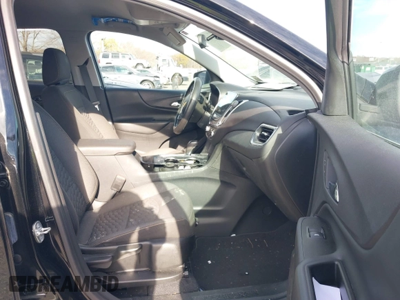 2020 Chevrolet Equinox LT with VIN 3GNAXKEV6LL155277, listed as a IAAI auction lot 40903962 with 50,204 mi miles. Bid and sale history available at carsss.com. Image 5.