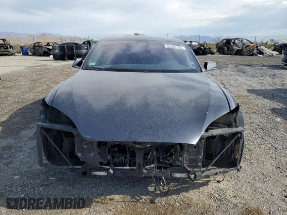 2018 Tesla Model S 75D with VIN 5YJSA1E27JF240011, listed as a Copart auction lot 62922164 with 92,147 mi miles and Salvage title. Bid and sale history available at DreamBid. Image 5.