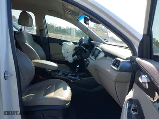 2019 Kia Sorento EX V6 with VIN 5XYPH4A50KG500567, listed as a IAAI auction lot 41113028 with 110,698 mi miles. Bid and sale history available at carsss.com. Image 5.