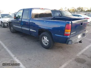 2002 GMC Sierra 1500 SLE with VIN 2GTEC19T521149253, listed as a IAAI auction lot 41470305 with 251,575 mi miles. Bid and sale history available at carsss.com. Image 3.