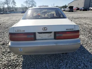 1996 Lexus ES 300 with VIN JT8BF12GXT0160445, listed as a Copart auction lot 43913625 with 0 mi miles and Non Repairable. Bid and sale history available at carsss.com. Image 6.