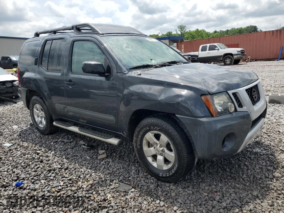 2013 Nissan Xterra S with VIN 5N1AN0NU4DN820944, listed as a Copart auction lot 60467715 with 263,335 mi miles and Salvage title. Bid and sale history available at DreamBid. Image 4.