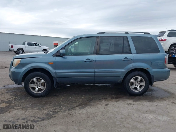 2006 Honda Pilot EX with VIN 2HKYF18486H529772, listed as a IAAI auction lot 41942985 with 182,872 mi miles. Bid and sale history available at carsss.com. Image 14.