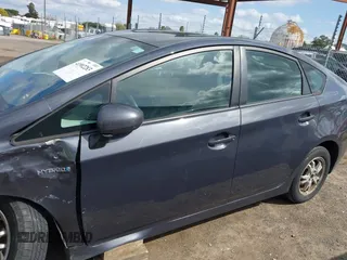 2010 Toyota Prius II with VIN JTDKN3DU9A0236950, listed as a IAAI auction lot 41902283 with 260,202 mi miles. Bid and sale history available at carsss.com. Image 14.