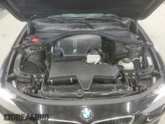 2015 BMW 3 Series 320i xDrive с VIN WBA3C3C5XFP663957, выставлен на аукционе Copart как лот 61355585 с пробегом 268 383 миль миль и Чистый • Clean title. История ставок и продаж доступна на DreamBid. Изображение 11.