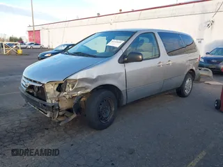 2001 Toyota Sienna CE with VIN 4T3ZF19C31U370820, listed as a IAAI auction lot 41244099 with 166,674 mi miles. Bid and sale history available at carsss.com. Image 18.