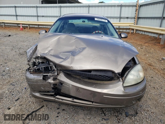 2002 Ford Taurus SES Standard with VIN 1FAFP55242A259784, listed as a Copart auction lot 76028114 with 90,079 mi miles and Clean Title. Bid and sale history available at DreamBid. Image 5.
