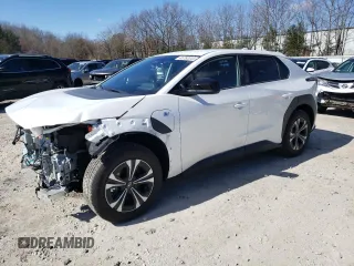 2023 Subaru Solterra Premium z VIN JTMABABA3PA022914, wystawiony jako Copart lot #46763344 z przebiegiem 851 mil mil oraz . Historia ofert i sprzedaży dostępna na DreamBid. Obrazek 1.